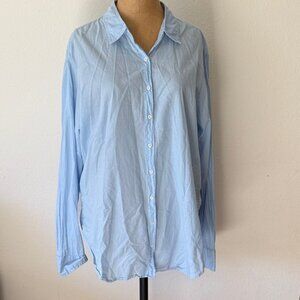 Xirena sz L light blue cotton long sleeve button down Shirt great condition